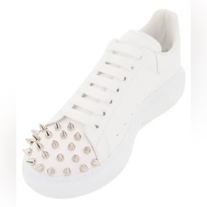Alexander McQueen Oversized Womens Spiked Sneakers Shoes 37 RARE